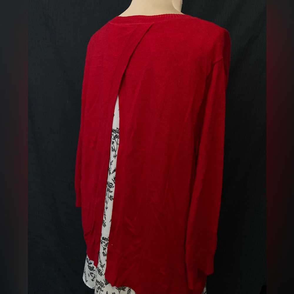 Roz‎ & Ali Plus Size Women's Scoop Neck Sweater + Top | Red, Black, & White - Picture 4 of 8